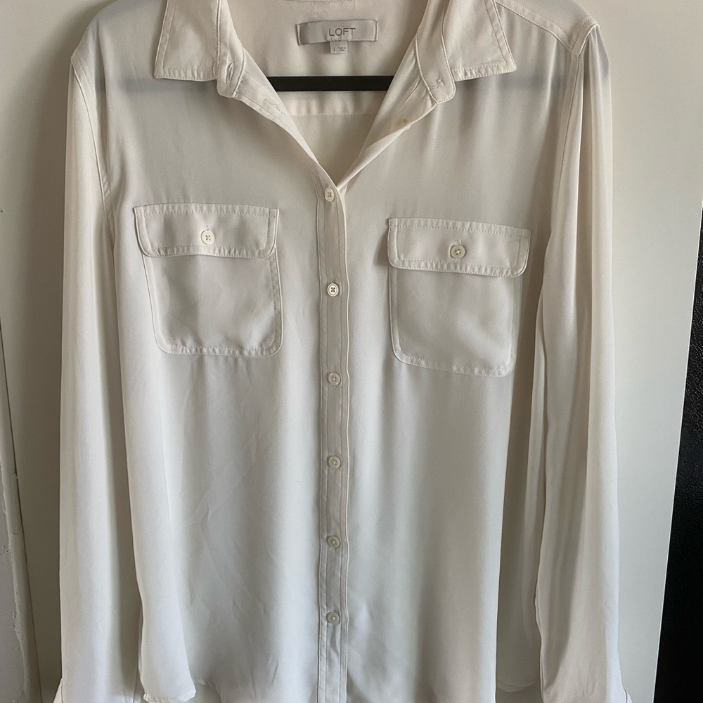 LOFT womans L cream blouse